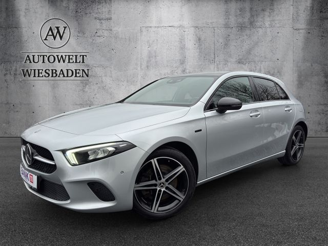 Mercedes-Benz A 250 e | Pano | Burmester | AHK |