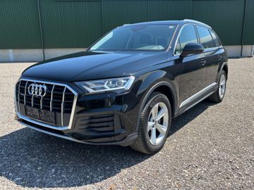 Audi Q7 - 1