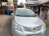 Toyota Avensis Combi Sol 2.2 D-4D Automatik Sol - Toyota Avensis Sol mit Diesel-Antrieb