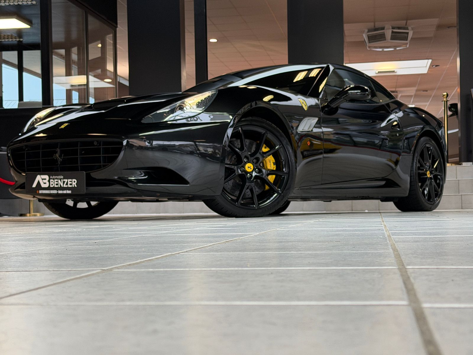 Fahrzeugabbildung Ferrari California 30 V8 /CARBON/KAM/LED-LENKRAD/TOP