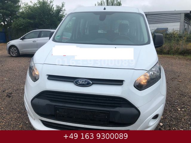 Ford Tourneo Connect 1.5 EcoBlue Titanium AUTOM NAVI