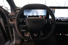 AUDI SQ5 Sportback TFSI | Pano | Carbon | Tech pro AUDI SQ5 Sportback TFSI | Pano | Carbon | Tech pro
