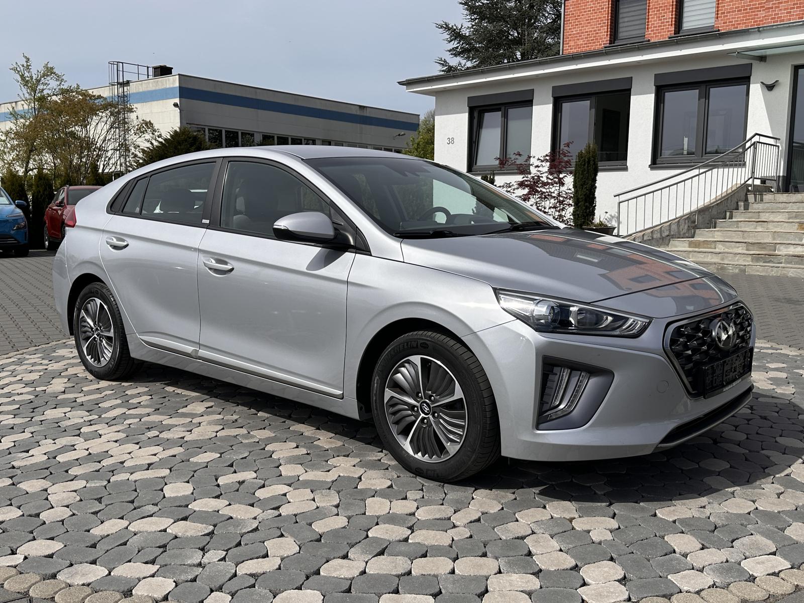 Hyundai Ioniq Trend PlugIn Hybrid ACC CAm SHZ SMART-LINK