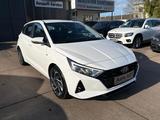 Hyundai i20 Intro/LENKRADHEIZUNG/SITZHEIZUNG/NAVI/CAM - Hyundai i20 Intro mit Benzin-Antrieb