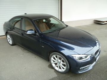 BMW 318 - 8