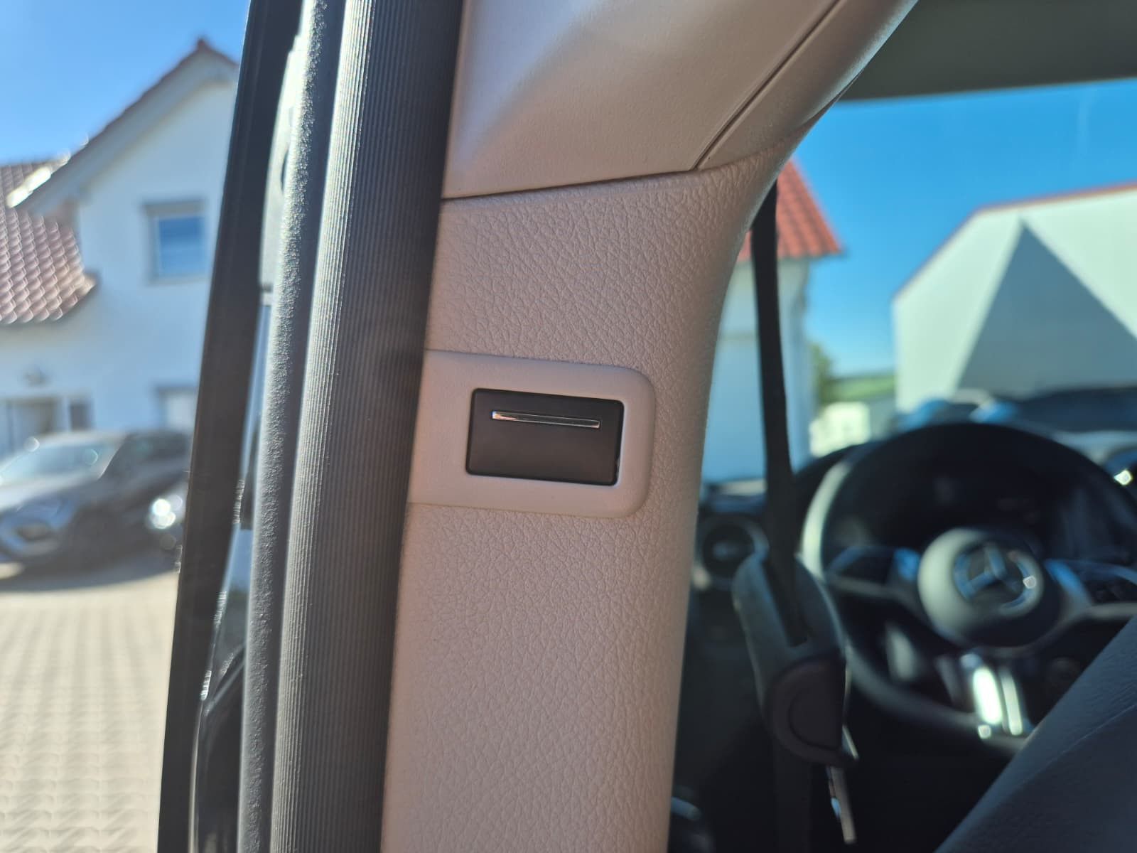 Fahrzeugabbildung Mercedes-Benz Vito 119 Tourer lang SELECT extralang LEDER*AHK