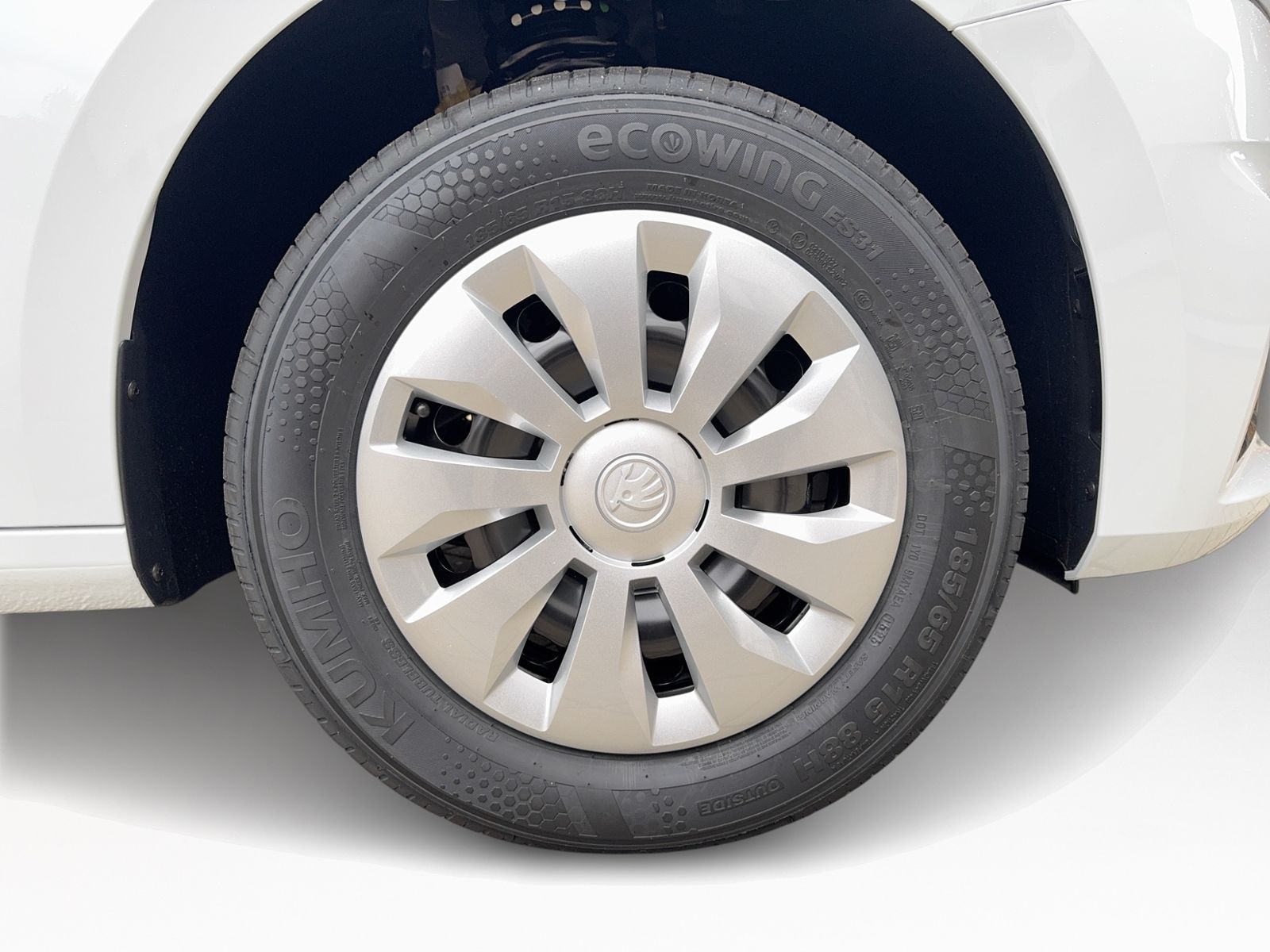 Fabia 1.0 TSI Selection, Vorbereitung AHK, LED,