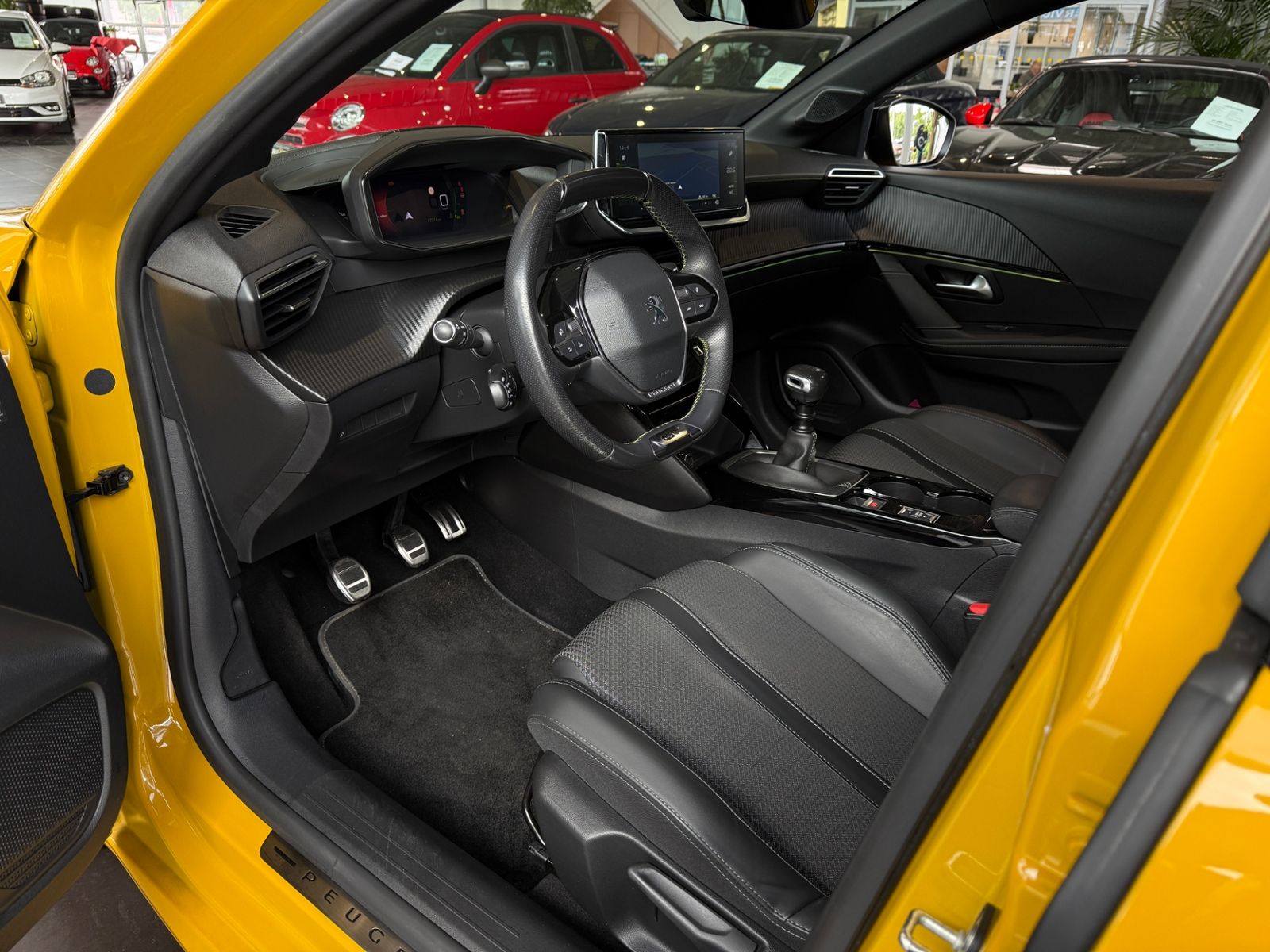 Fahrzeugabbildung Peugeot 208 Allure GT-Line RFK LED NAVI