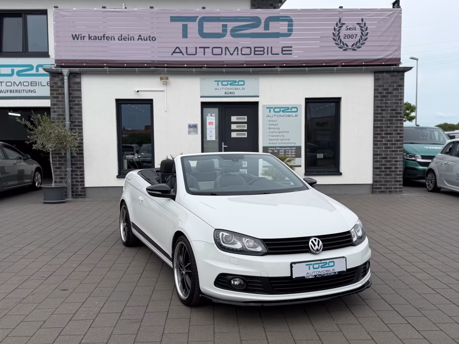 Volkswagen Eos 2.0 Sport&Style *NAVI*KAMERA*LEDER*AHK*PANO*