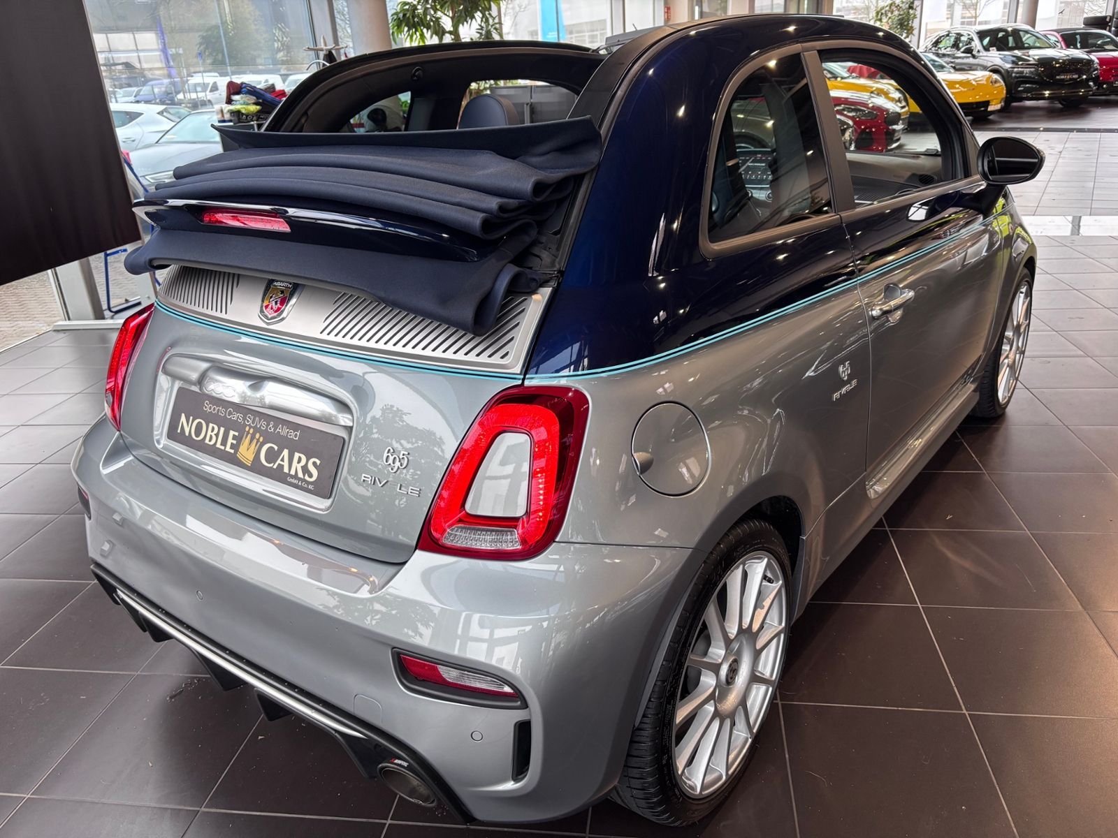 Fahrzeugabbildung Abarth 695C  Rivale  XENON LEDER ALU