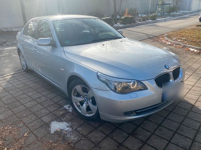 BMW 523i  E60