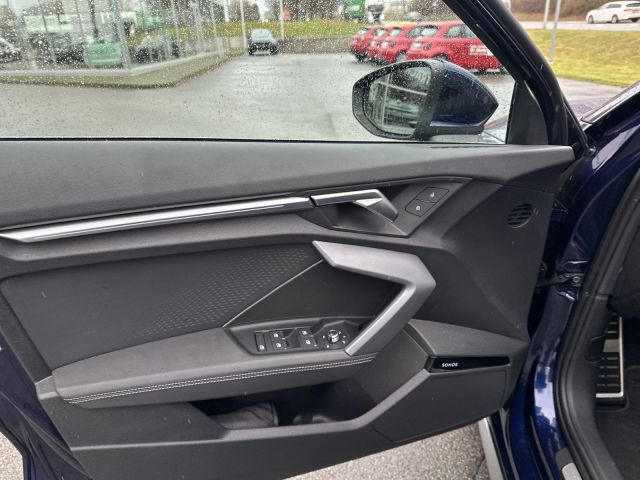 A3 Sportback 35 TFSI S-Tronic S line MATRIX PANO