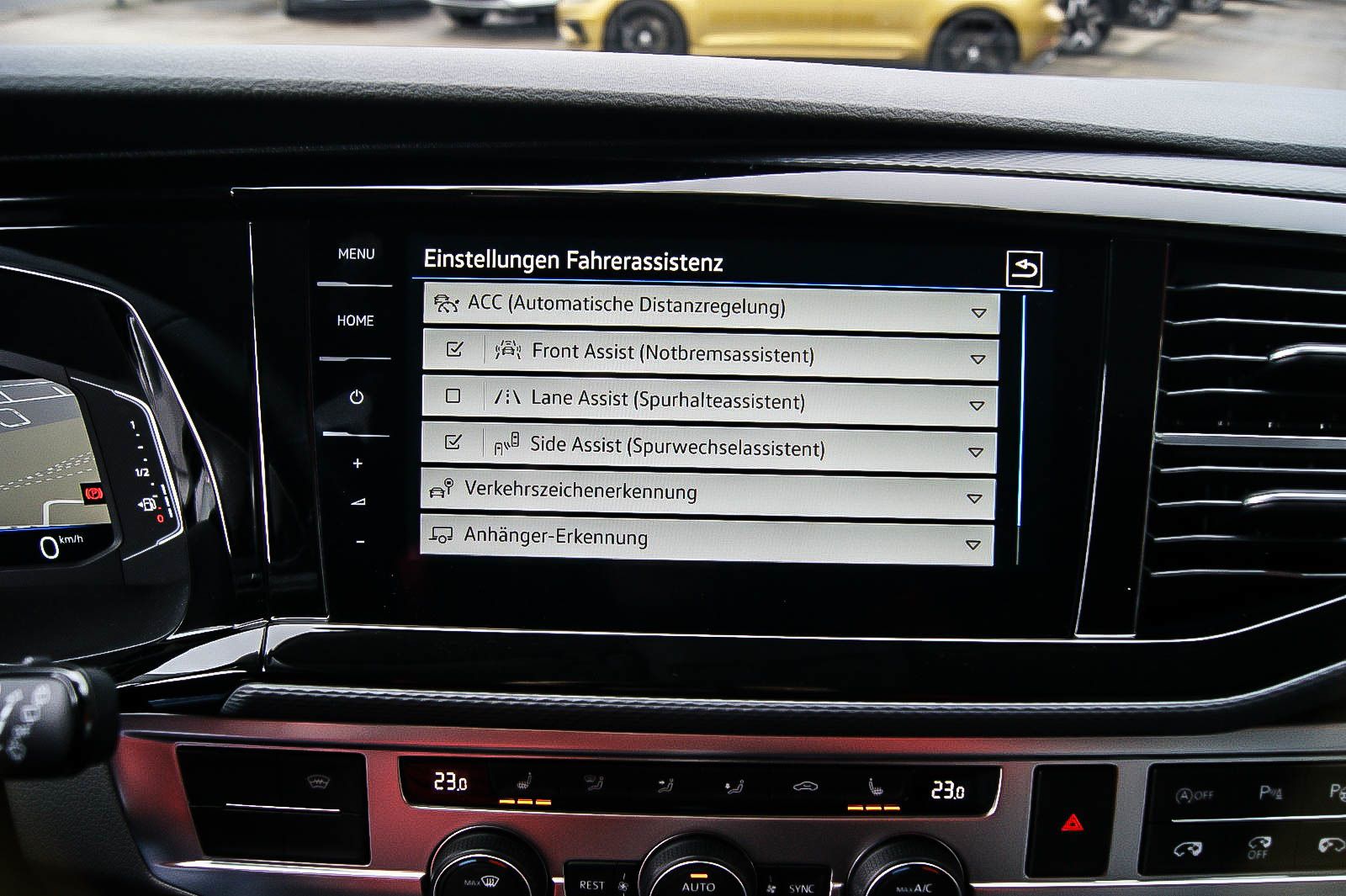 Fahrzeugabbildung Volkswagen T6.1 Caravelle 20TDI NEUWERTIG GARANTIE bis 2028