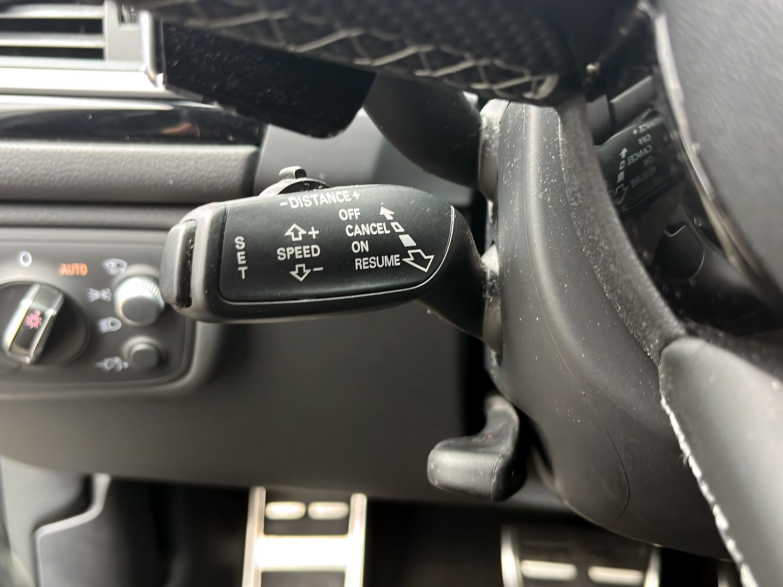 Fahrzeugabbildung Audi A6 3.0 TDI competition LIM. ACC HEAD UP WEBASTO