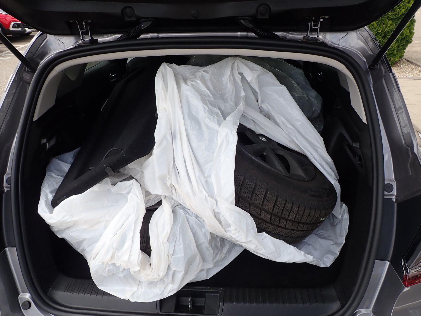 Fahrzeugabbildung Renault Captur II Intens TCe 140