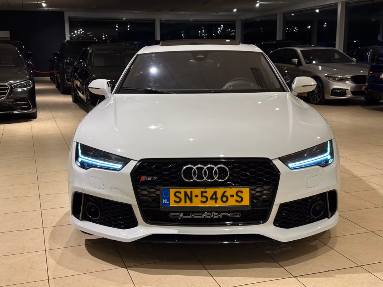 Audi RS7 4.0 TFSI QUATTRO/PERFORMANCE/KERAMIK/HUD/ACC