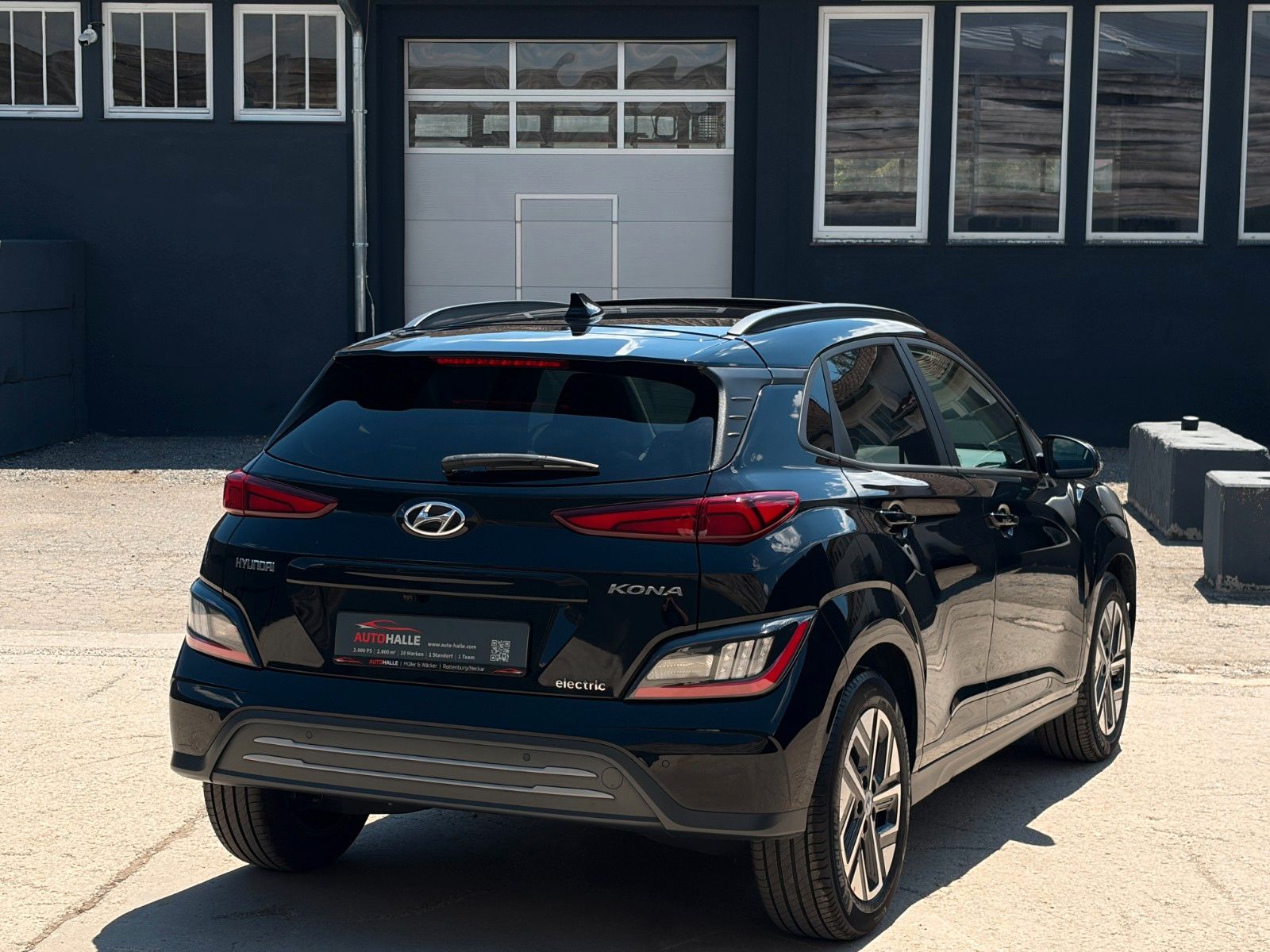 Fahrzeugabbildung Hyundai KONA E Trend 2WD CarPlay Schiebedach ACC CAM HuD