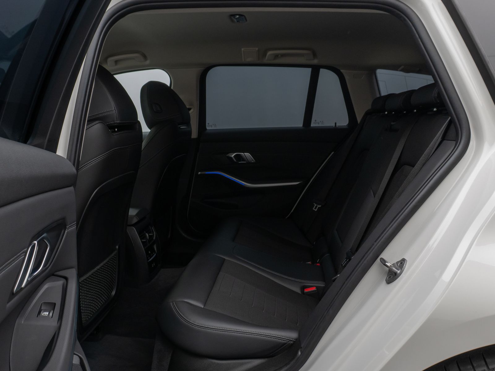 Fahrzeugabbildung BMW 320d SportLine DAB PDC Geschwindigkeitsreg Sport