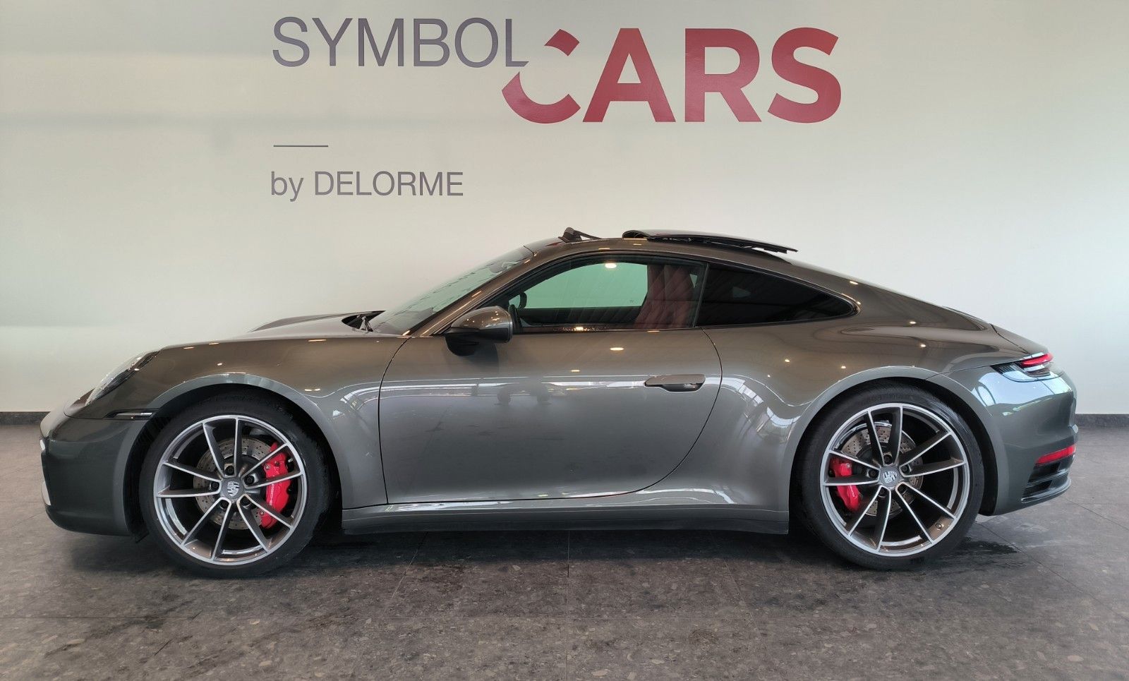 Porsche 911 Carrera 4S imagem 2
