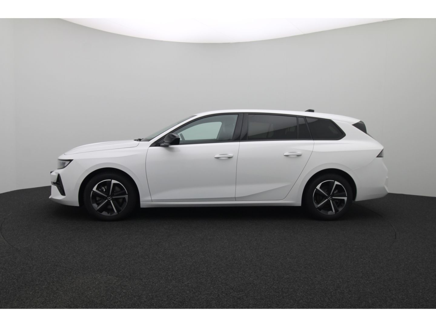 Fahrzeugabbildung Opel Astra L 1.2 Sports Tourer GS LED Kamera Touch