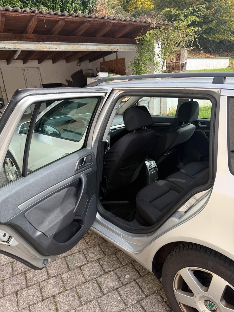 Skoda Octavia 2005 — photo 13