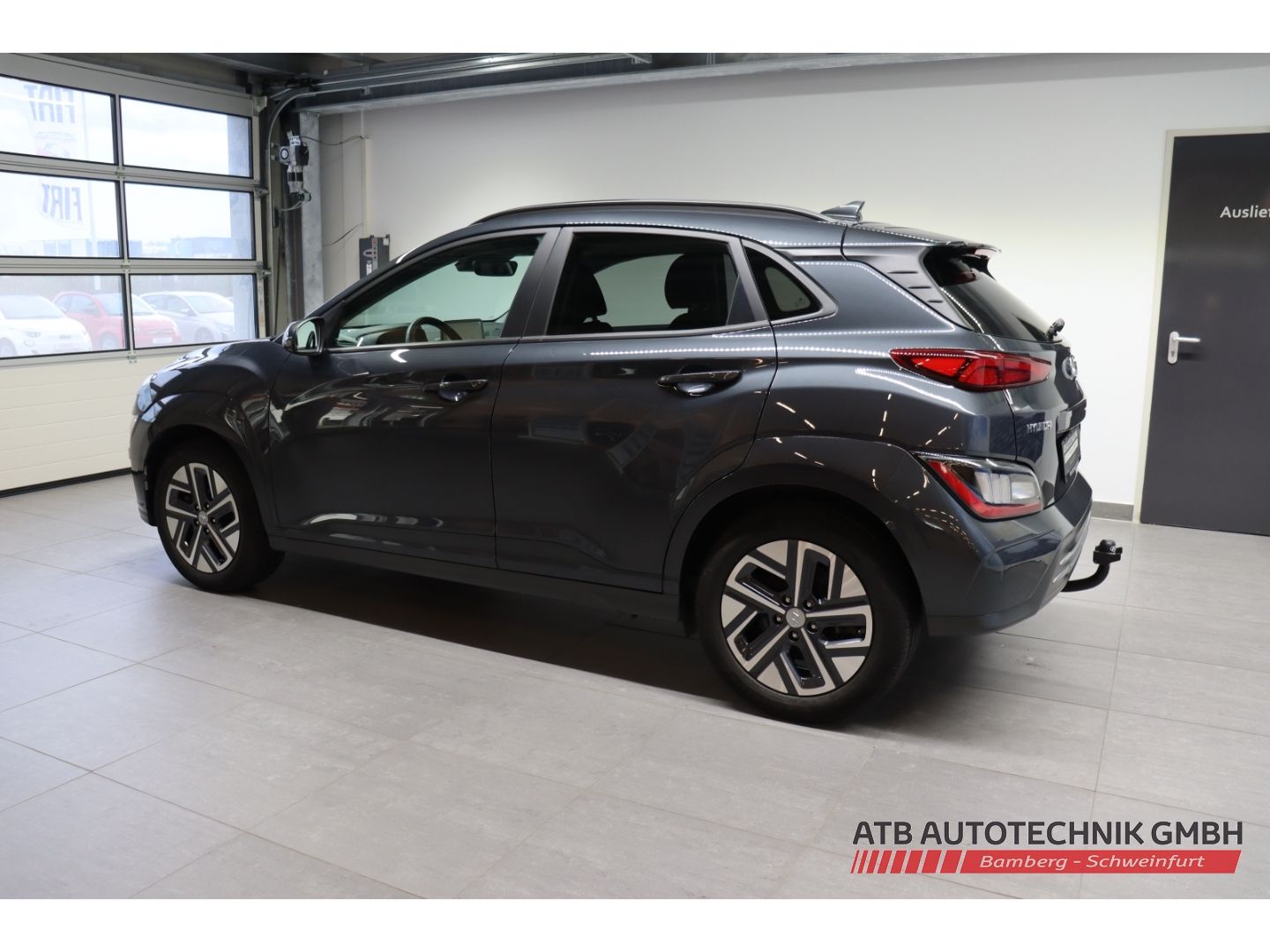 Fahrzeugabbildung Hyundai KONA Elektro Trend 39,2 kWh 2WD AHK-abnehmbar Na
