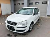 Volkswagen Polo IV Trendline SCHECKHEFT KLIMA - aus 2005 mit Benzin-Antrieb: Kleinwagen