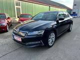 Skoda Superb L&K iV Plug-in LED Leder Alu Sitzkühlung - Skoda Superb mit Hybrid-Antrieb: Limousine