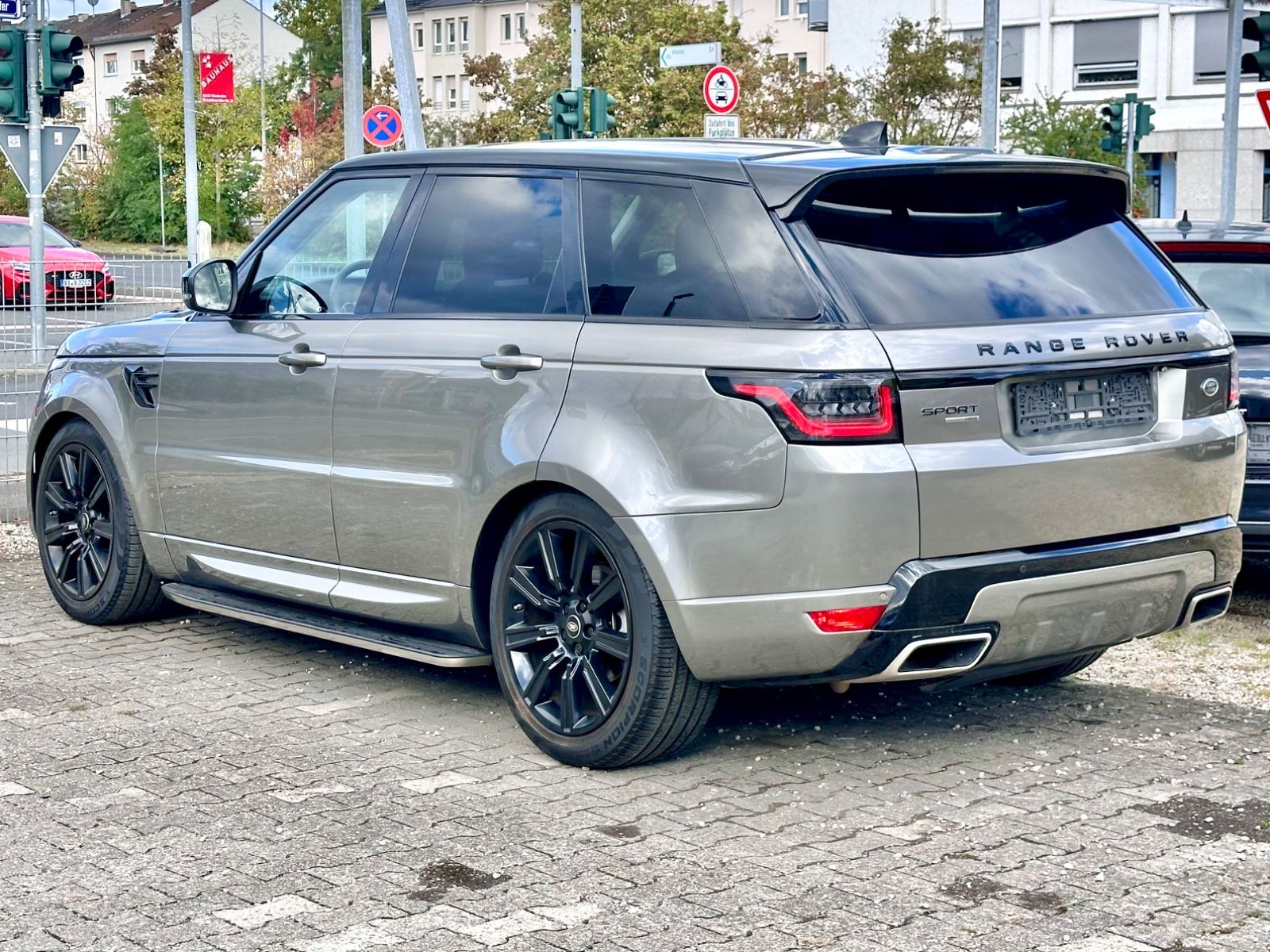 Fahrzeugabbildung Land Rover RANGE ROVER SPORT HSE DYNAMIC*MOD.2019*