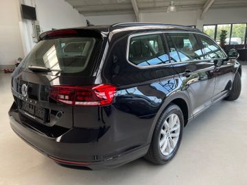 Volkswagen Passat Variant - 4