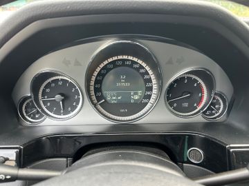 Mercedes E 350 - 10