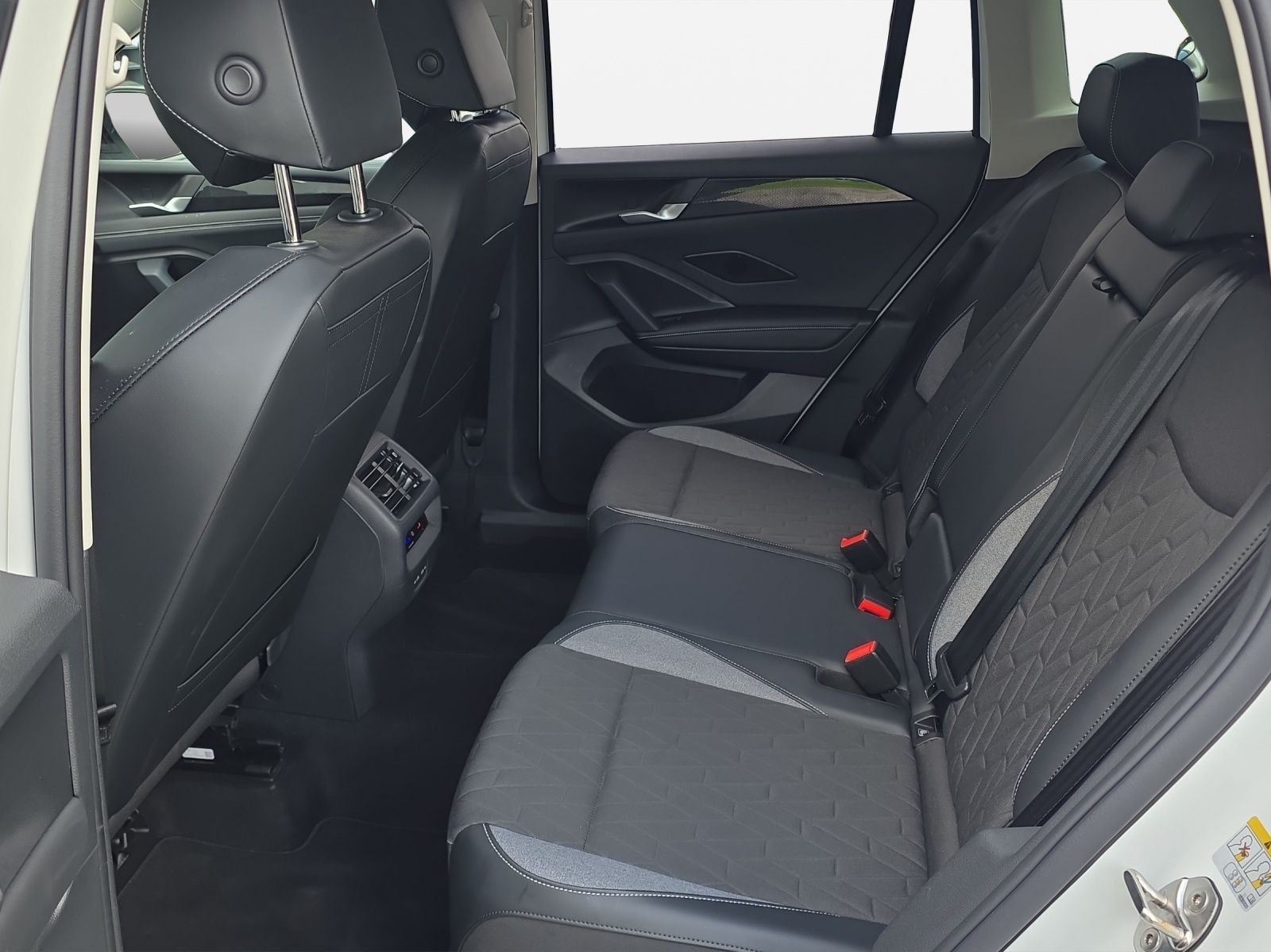 Volkswagen Tiguan - Bild 18