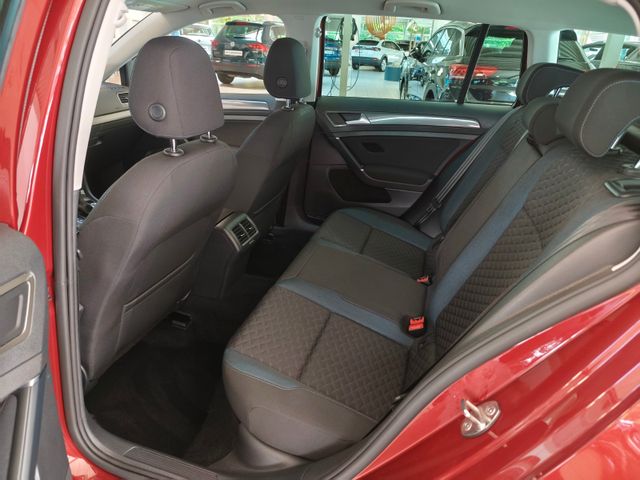 Golf VII Variant IQ.DRIVE 1.6 TDI DSG