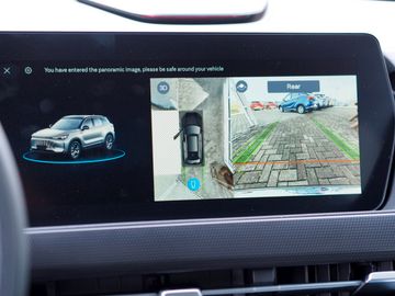 Bild 24 BAIC Beijing X75 Autom. LED Pano 360° Kamera Massage