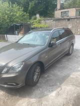 Mercedes-Benz Mercedes E250 kombilimusine - Mercedes-Benz E 250 in Bochum
