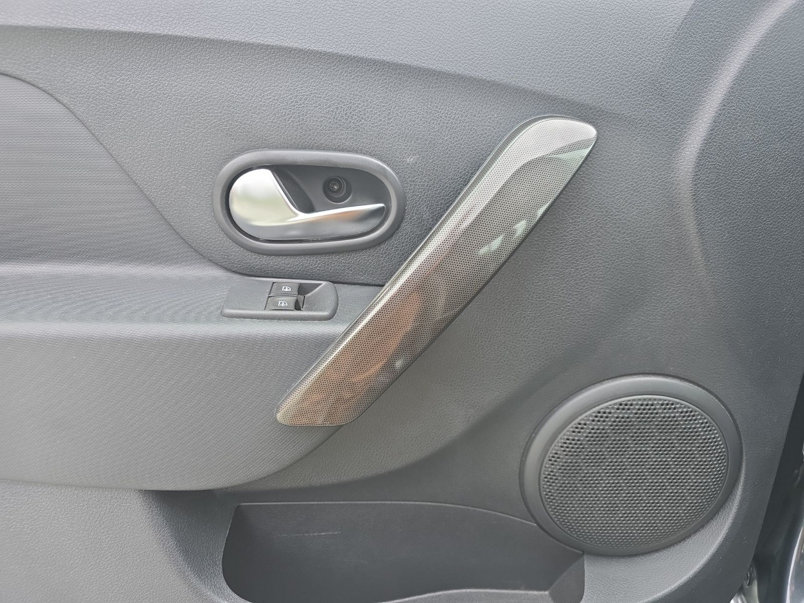 Fahrzeugabbildung Dacia Sandero II Stepway Prestige Kamera Navi Media