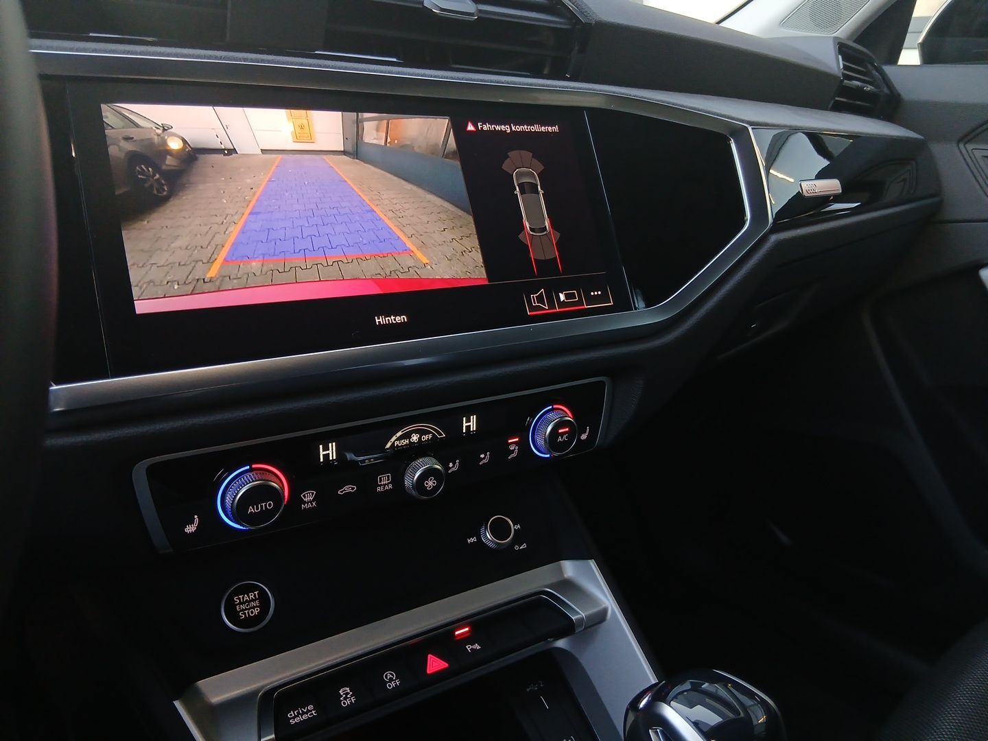 Audi Q3 - Bild 18
