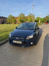 Ford Focus Titanium Automatik 1.6  Scheck... - Ford Focus aus 2012: For