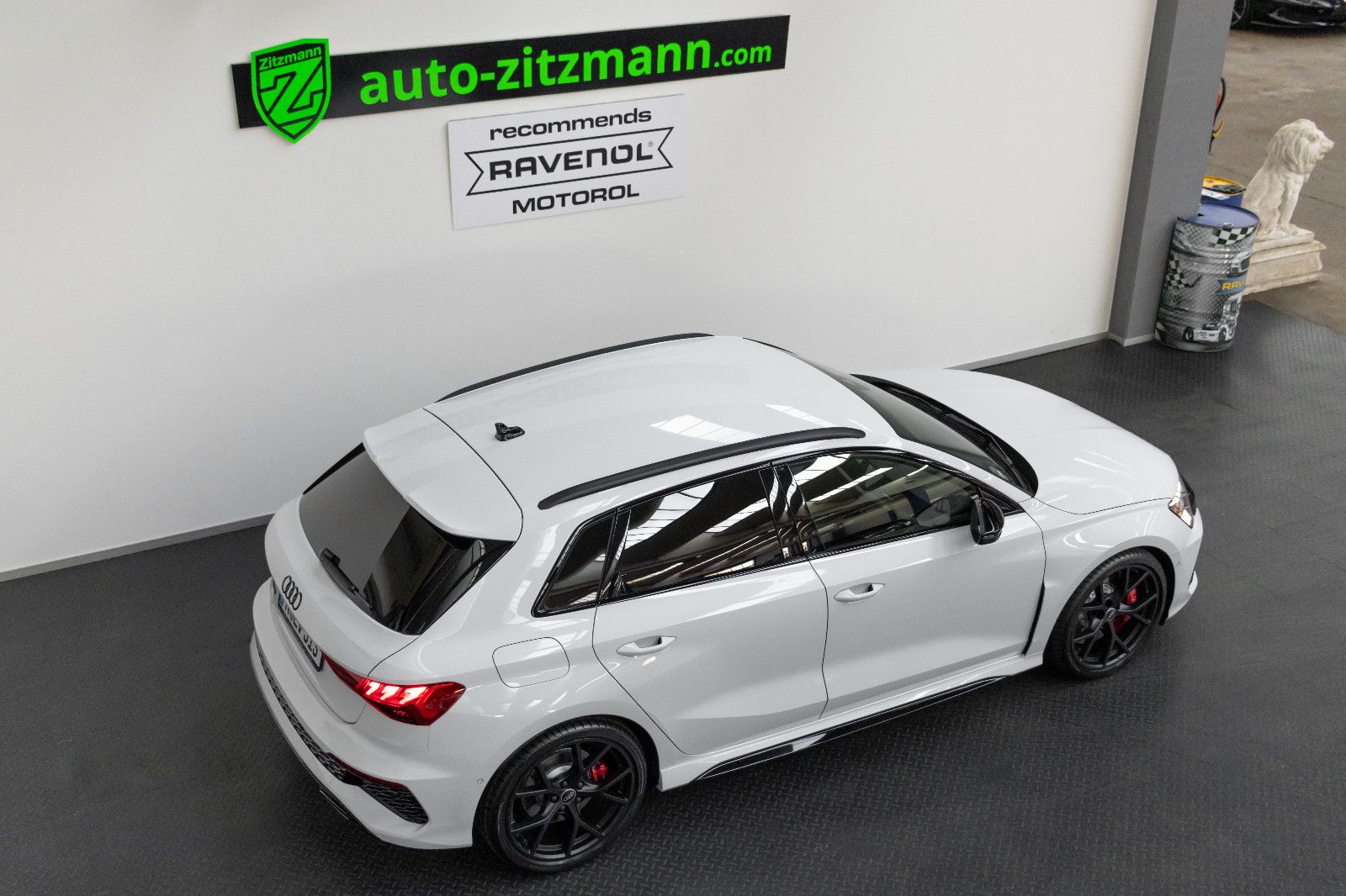 Fahrzeugabbildung Audi RS3 Sportback/280KMH/SPORTABGAS/B&O/MATRIX/KAMER