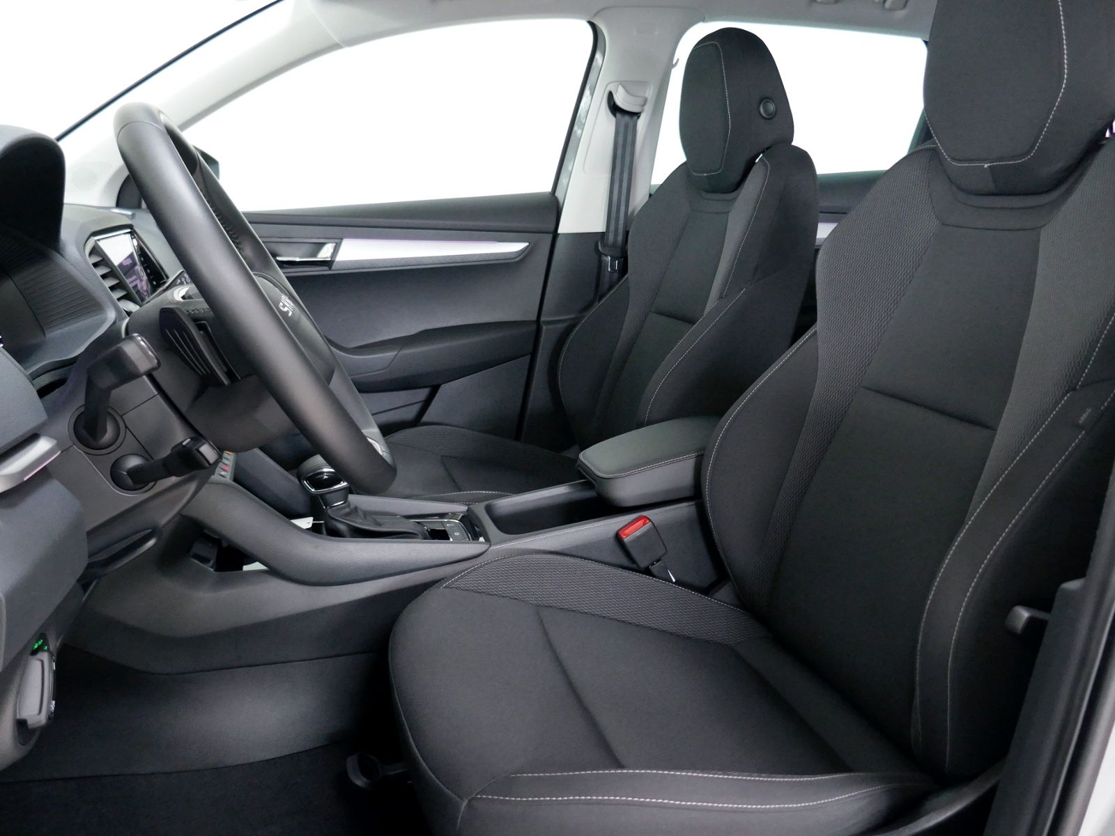 Fahrzeugabbildung SKODA Karoq Tour 4x4 2.0 TDI | LED AHK RFK ACC