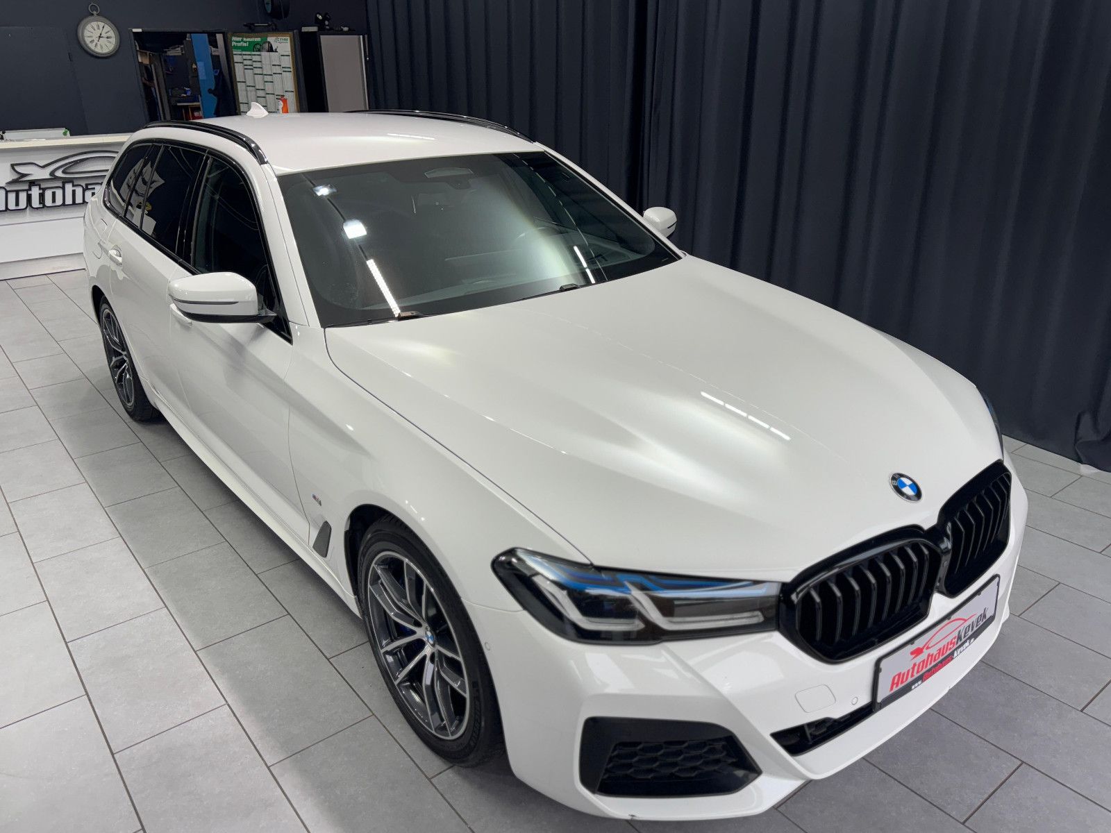 Fahrzeugabbildung BMW 530 d xDrive M Sport|360°|LASER|HUD|