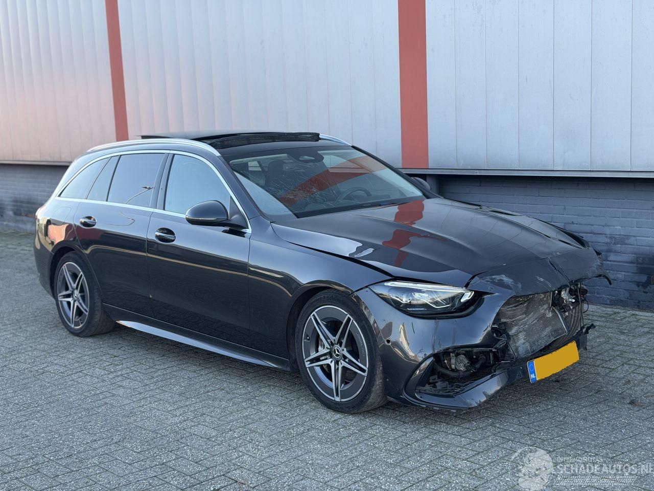 Mercedes-Benz C-klasse 220 d 4MATIC AMG Line