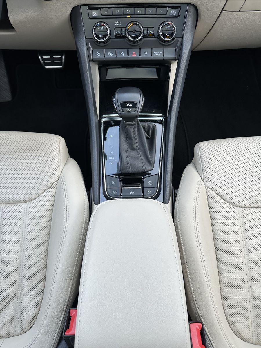 Fahrzeugabbildung SKODA Kodiaq 2.0 TDI 4x4 DSG L&K NAV+LED+PANO+360°+ACC