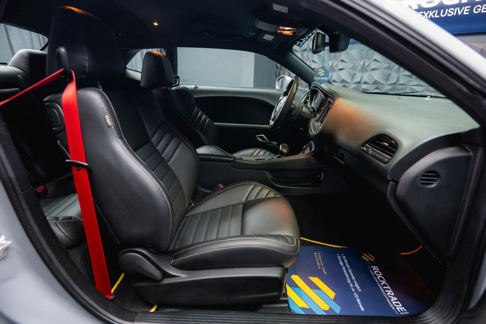 Fahrzeugabbildung Dodge Challenger 5.7 V8 R/T SRT Style Performance*LED*