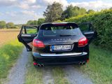 Porsche Cayenne Turbo Tiptronic S - Porsche in Duisburg