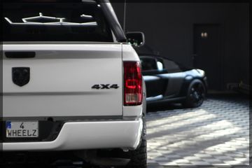 Dodge RAM - 10