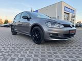 Volkswagen Golf VII Lim.Klimaautom,Sitzhz,Stdhz,Tempo,Navi. - Gebrauchtwagen in Leipzig