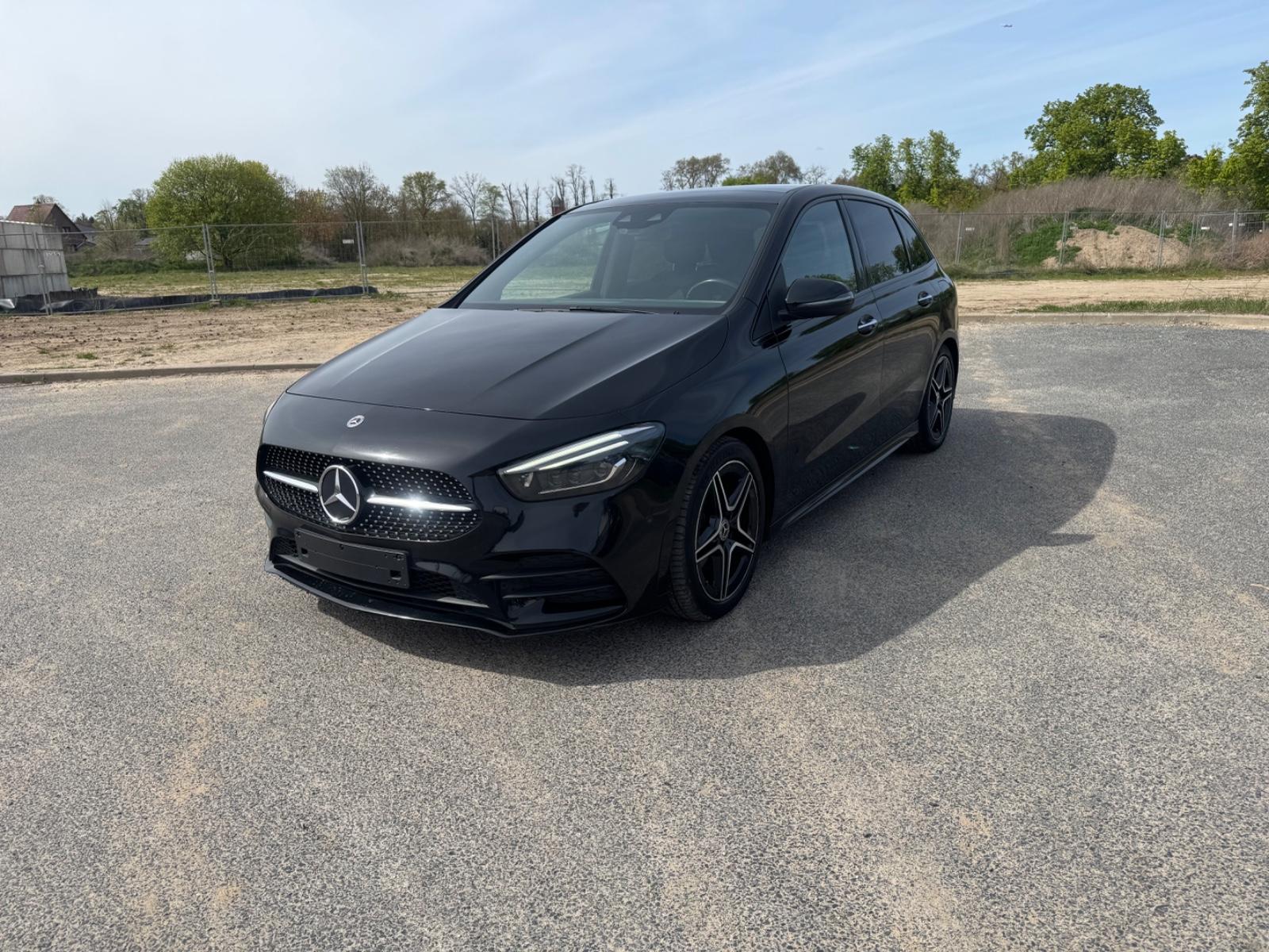 Mercedes-Benz B 180 AMG*PANO*AMBIENTE*MBUX