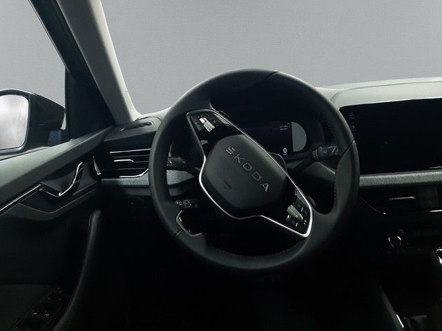 Fahrzeugabbildung Skoda Kamiq Tour 1.0TSI DSG AHK Matrix Kamera Navi ACC