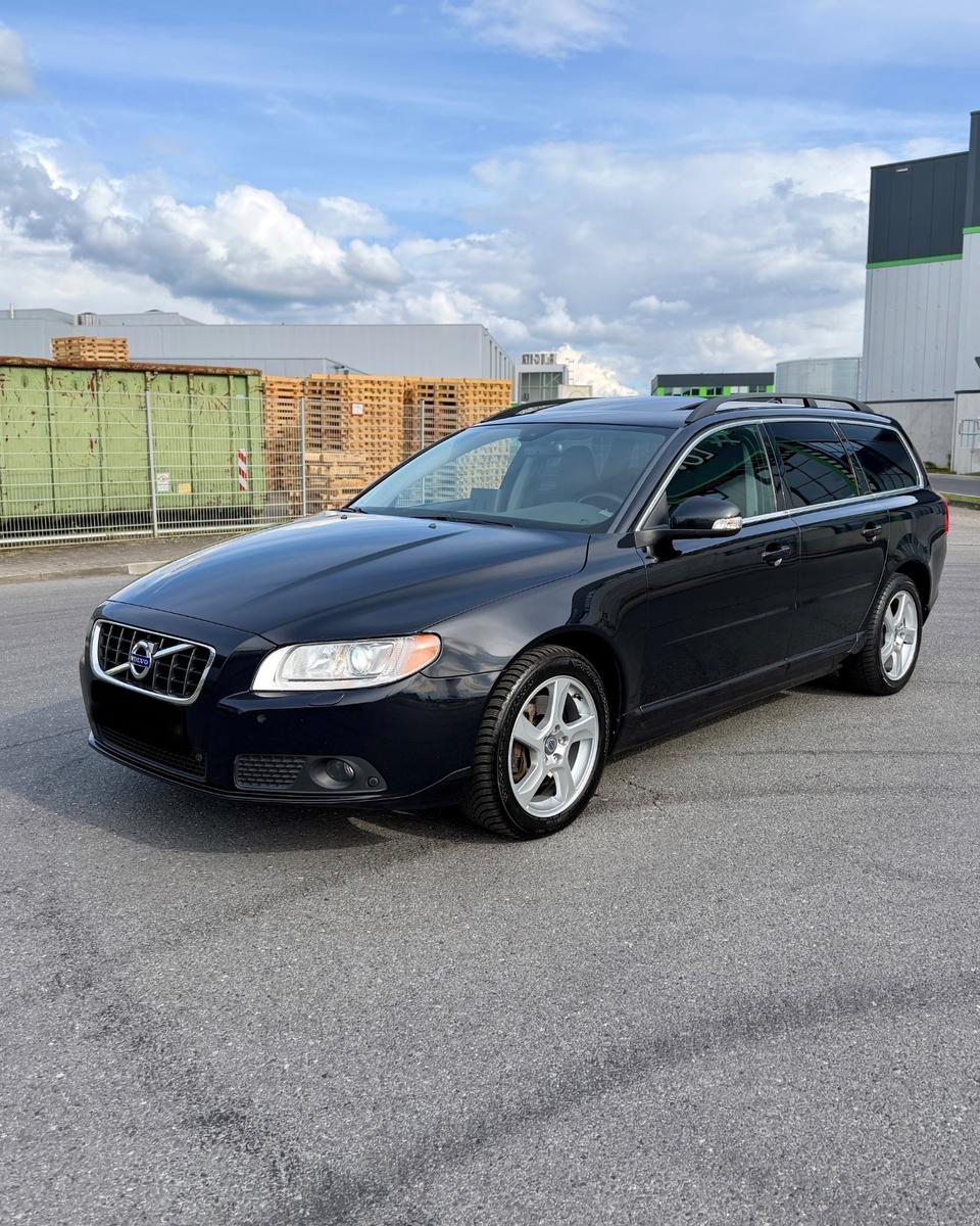 Volvo V70 Kombi Summum JACKPOT!